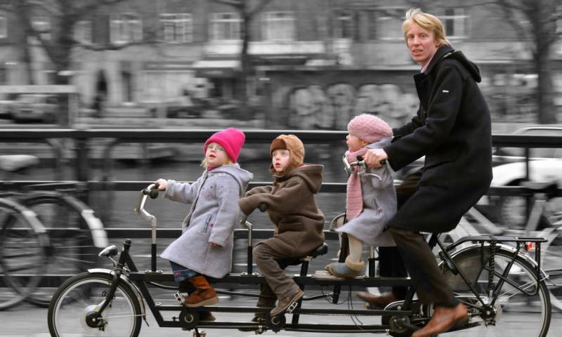 totam-voluptatibus-qui-reprehenderit-molestiae-distinctio-architecto